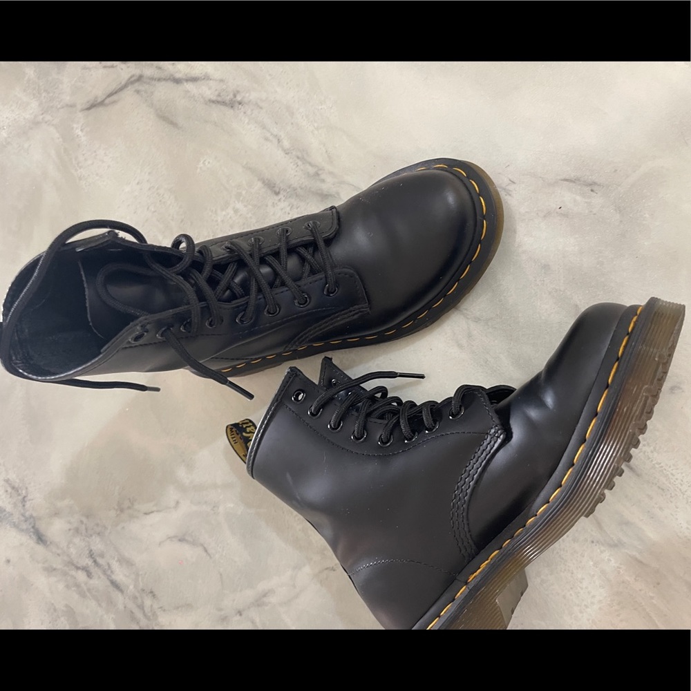 Dr. Martens 1460 Unisex Women's Men's Black Yellow Leather Shoes Boots 6.5 Comfy